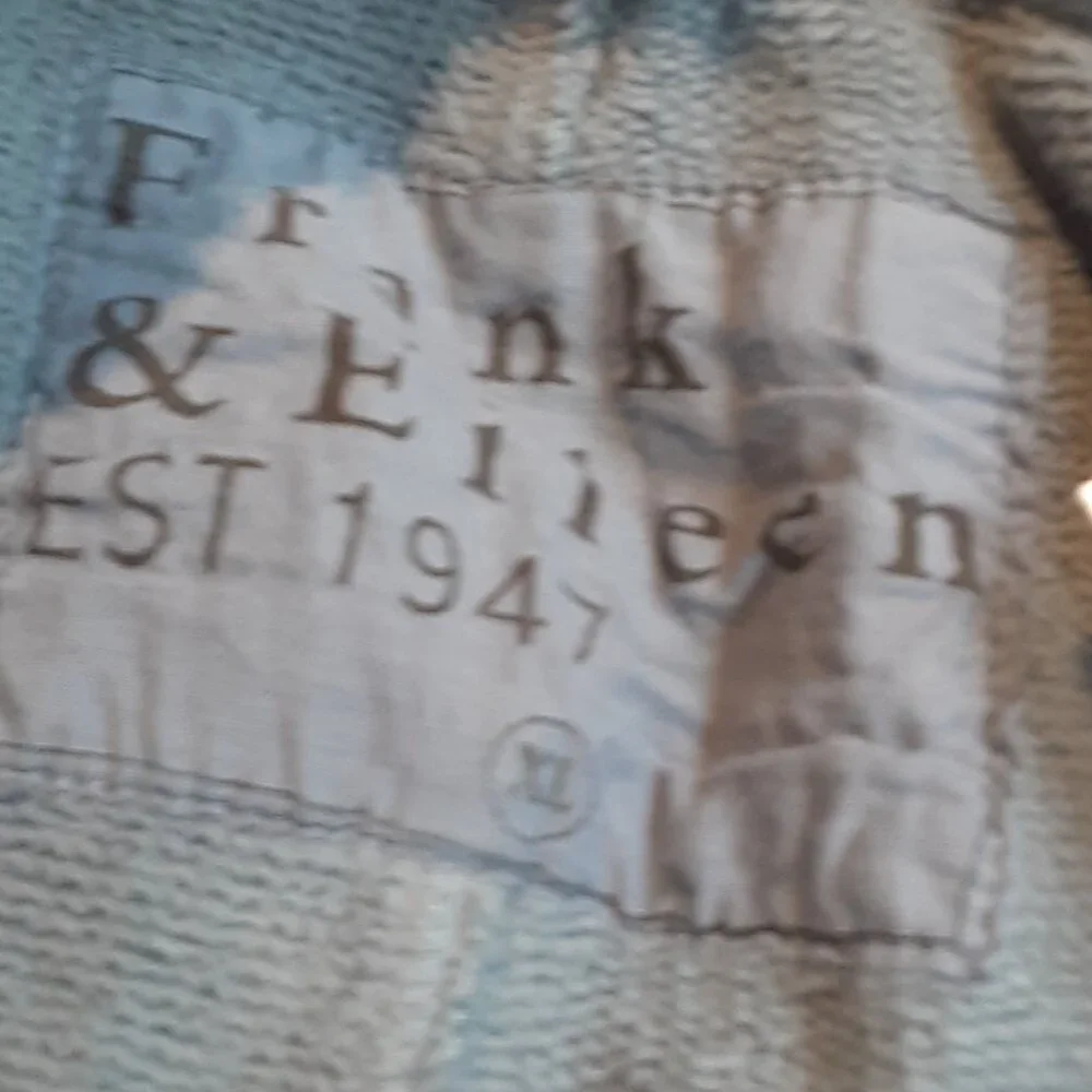 Frank & Eileen light blue